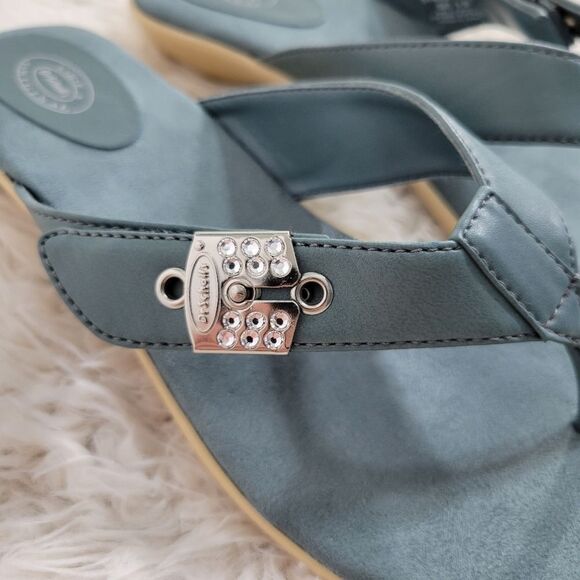 Dr.āScholl's StringĀ Along VeganāLeatherāFlipāFlops - Picture 3 of 6